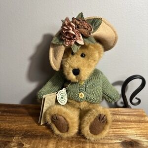 Vintage Boyds Bears Mrs Trumbull #91833 w Hat‎ and Green Sweater Plush w/ tags